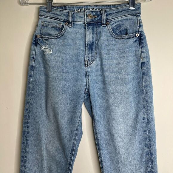 American Eagle Mom Jean Size 0 - Picture 9 of 9
